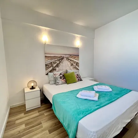 7 By Homing Apartment *