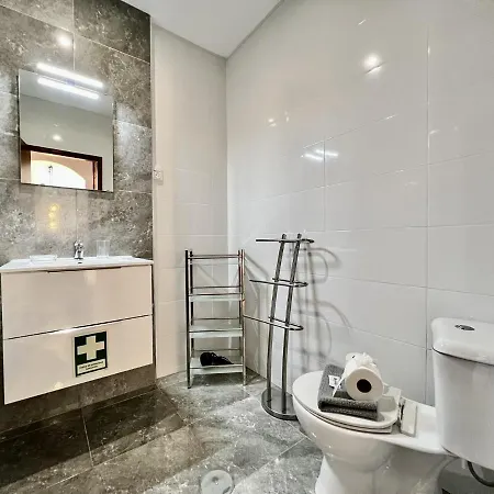 7 By Homing * Albufeira